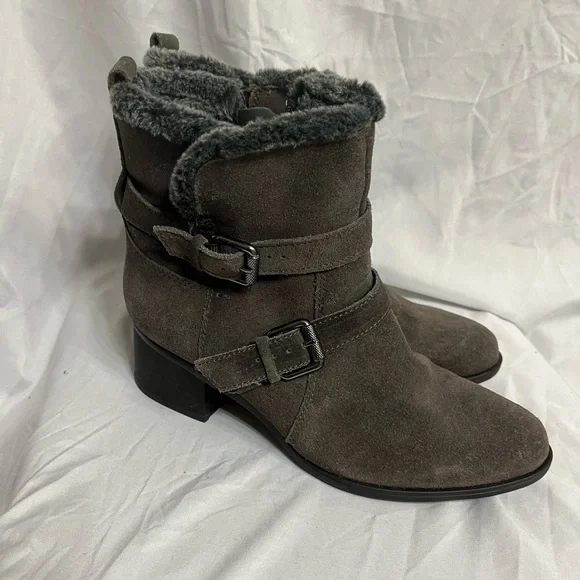 Naturalizer Deanne boots- size 9 - Picture 3 of 7